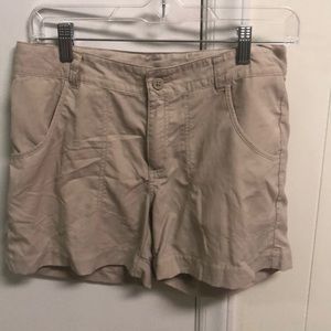 Kaki Columbia shorts